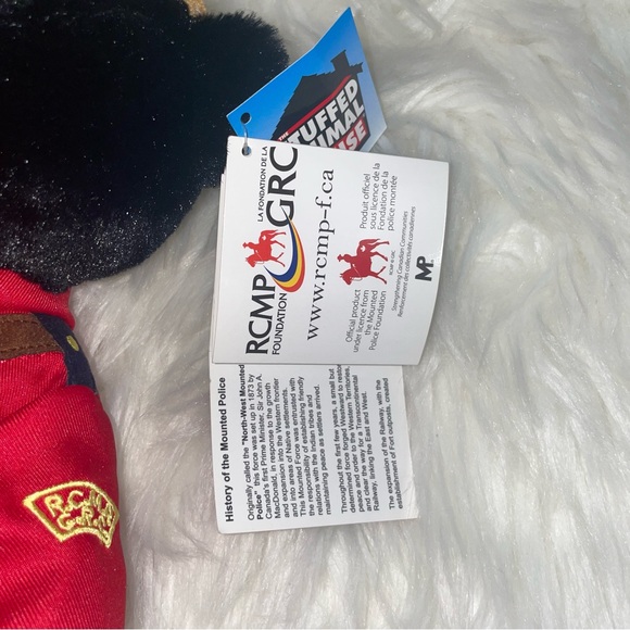 Canadian bear stuffed animal - Picture 3 of 5